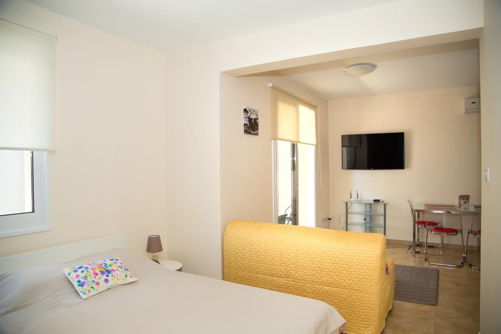 Frida Apartments Limassol Exterior photo