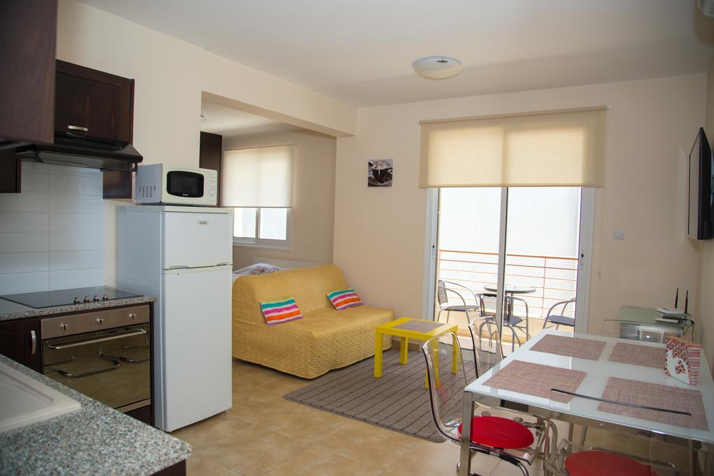 Frida Apartments Limassol Exterior photo
