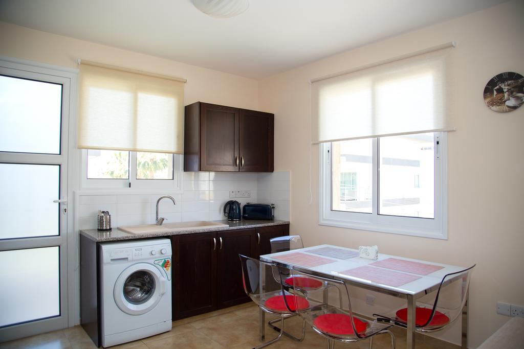 Frida Apartments Limassol Exterior photo